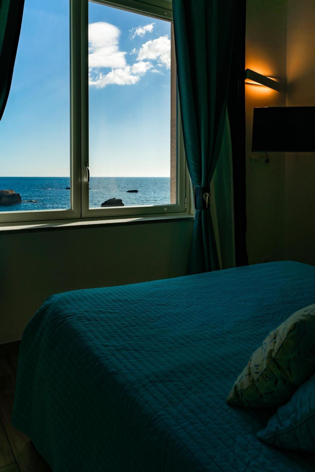 Marlove Sea View Syracuse ภายนอก รูปภาพ